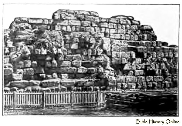 The Servian Wall of Rome - Images of Ancient Servian Wall ...