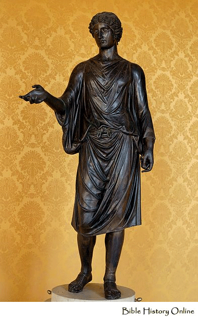 The bronze statue of camillus essay 03 image